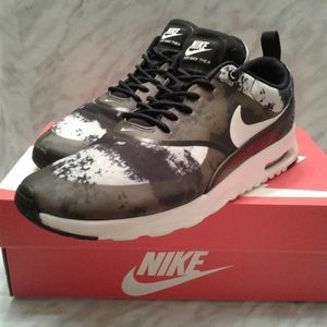 Nike Air Max Thea Print Womens 9 mens 7.5 shoes